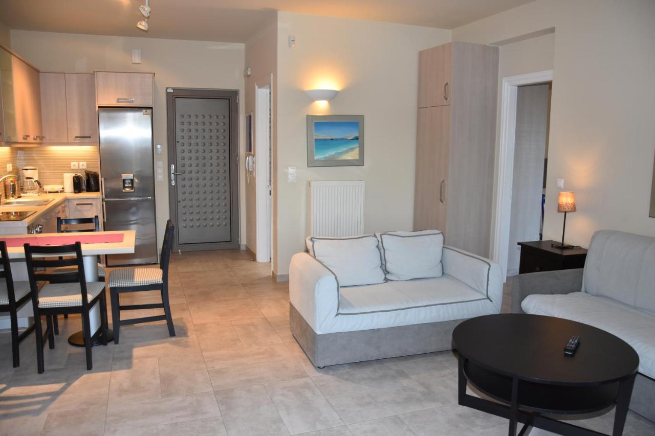 Ελιάδες - Eliades Apartments Каристос Экстерьер фото