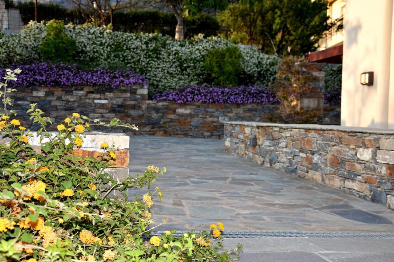 Ελιάδες - Eliades Apartments Каристос Экстерьер фото